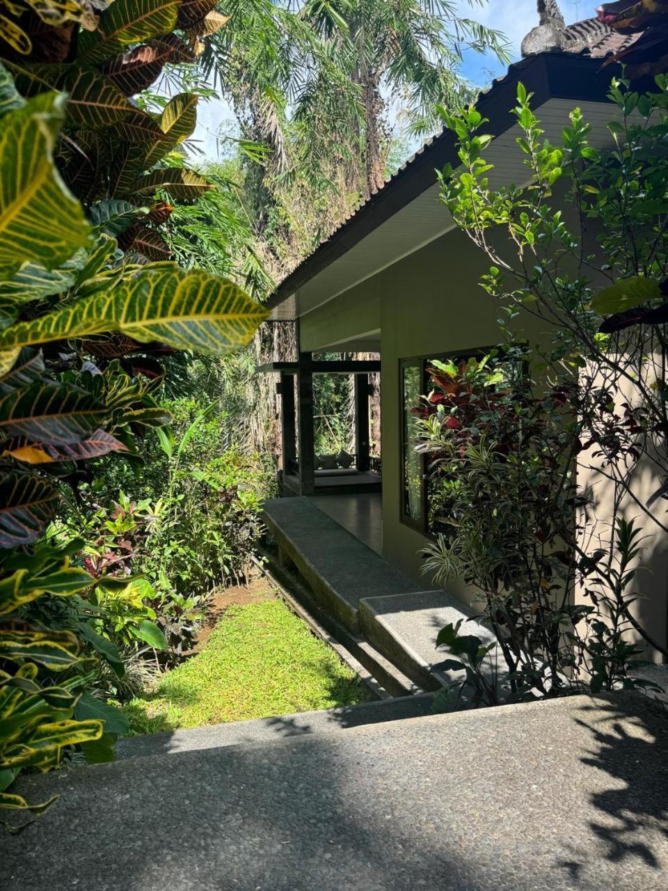 The Bali Shanti Ubud Exterior foto
